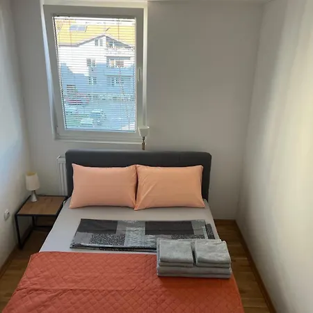 Apartment Sweet Lux *